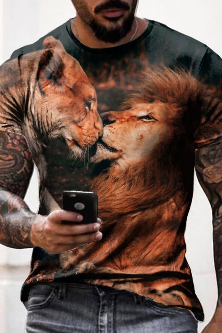Tiboyz Vintage Distressed Couple Lion Short Sleeve T-Shirt