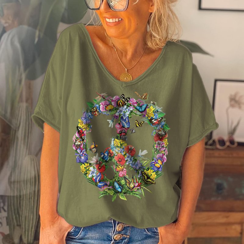 Hippies Flower Ring Design Simple Daily T-shirt