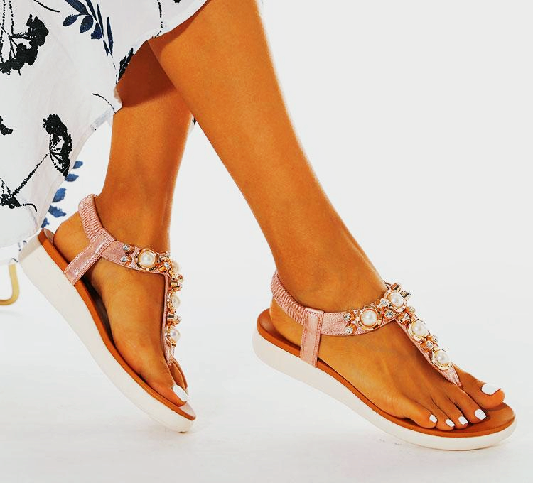 Nanccy Comfortable Pearl On Cloud Sandals