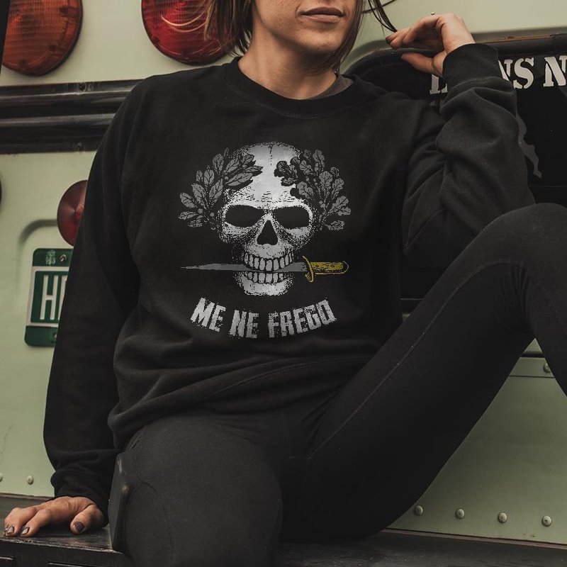 Livereid Skull Me Ne Frego Women's Pullover Sweatshirt - Livereid