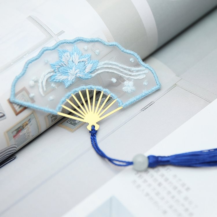 Blue Lotus - Fan Shaped Bookmark Embroidery - Cross Stitch
