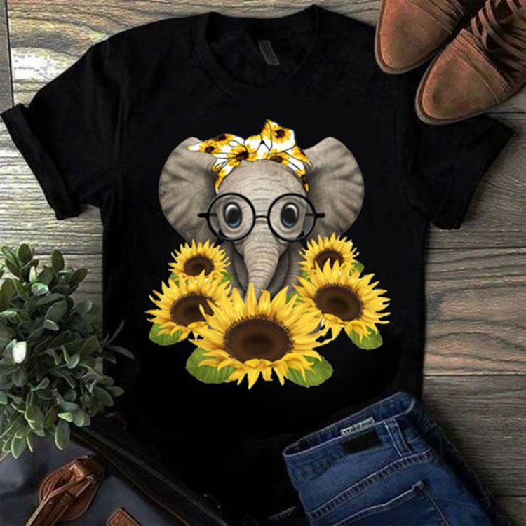 Women Sunflower Elephant Short Sleeves T-shirt