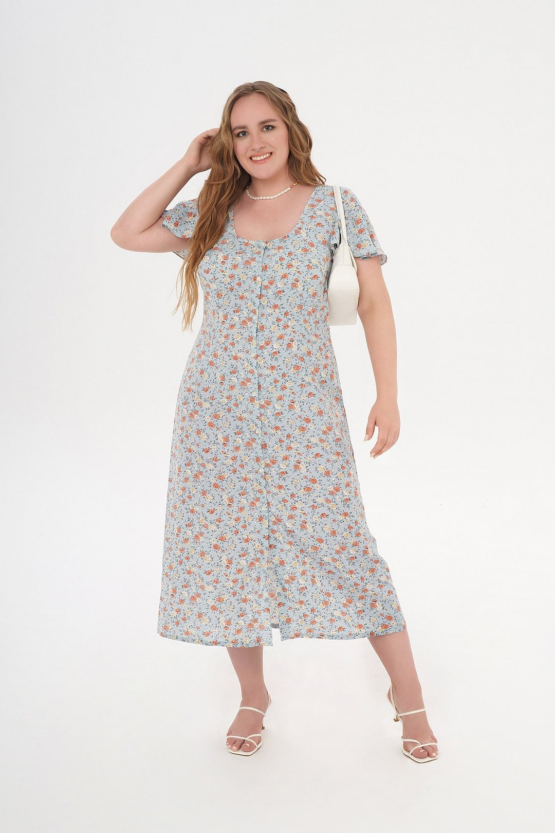 Square-neck Short-sleeved Floral-print Midi Dress P15468