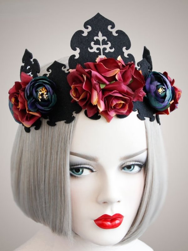 Gothic Dark Cosplay Costumes Elegant Crown Flowers Decorated Head wear