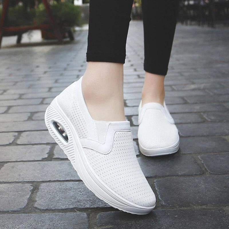 Women's Sporty Platform Fabric Daily Slip-On Walking Sneakers