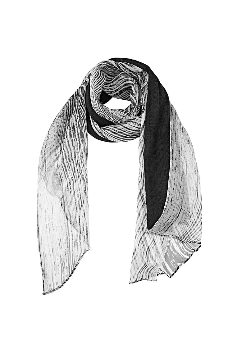 S.DEER Fashionable Casual Contrast Print Texture Scarf