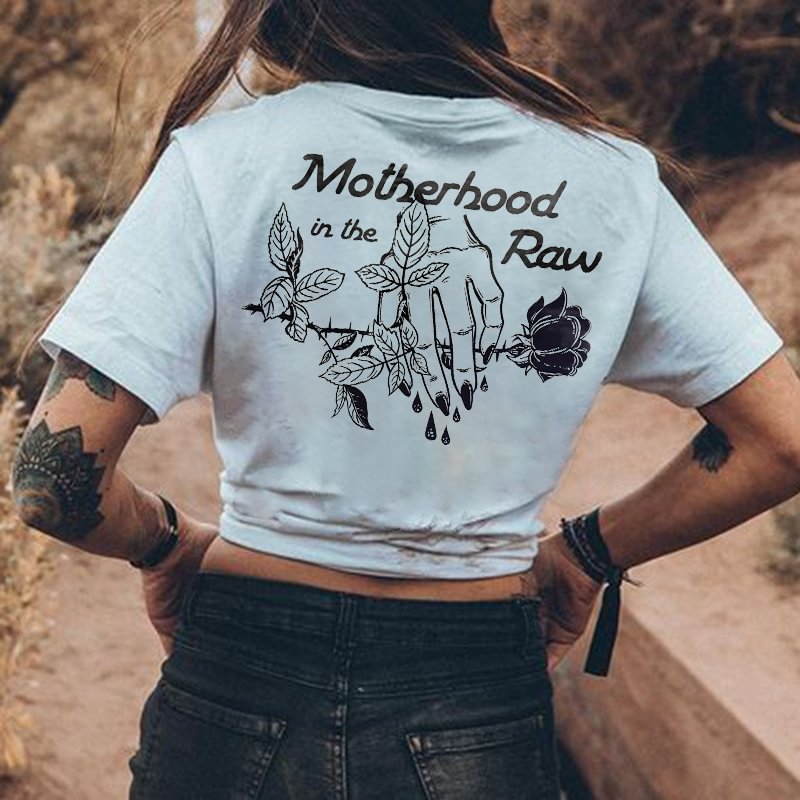 Minnieskull MOTHERHOOD IN THE RAW printed white T-shirt designer - Minnieskull
