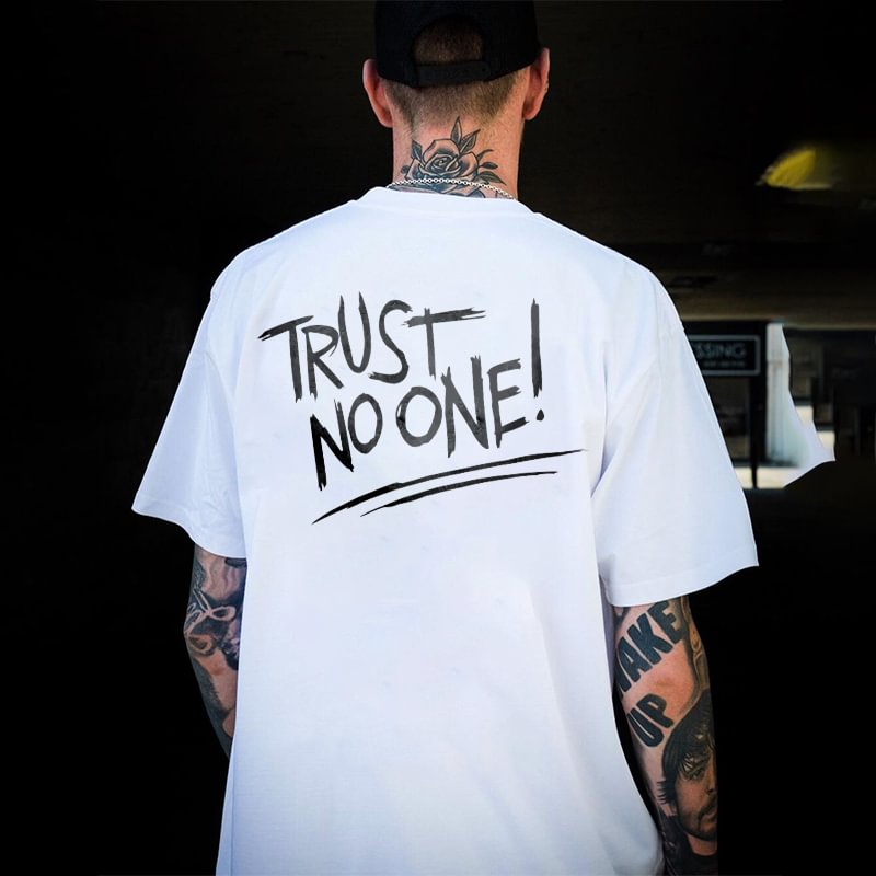 Cloeinc Trust No One Printed Men's  T-shirt - Cloeinc