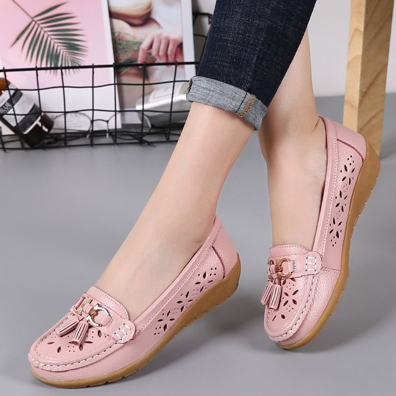 2022 Women's Hollow Soft Leather Breathable Moccasins Sandals
