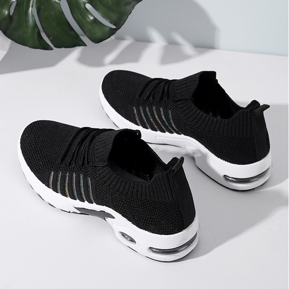 Women's Casual Shoes Fly Mesh Surface Comfortable Soft Sole Running Shoes Breathable Sneakers