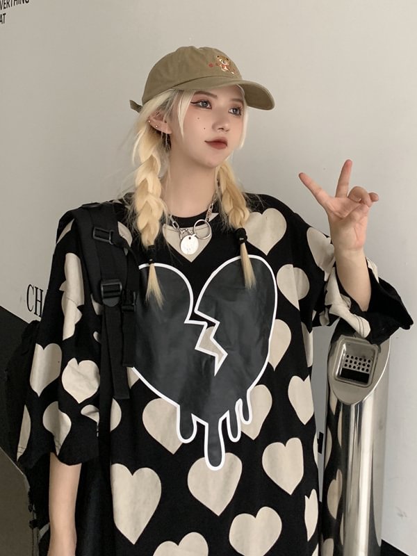 Casual Heart Pattern Graphic Printed Oversize T-shirt