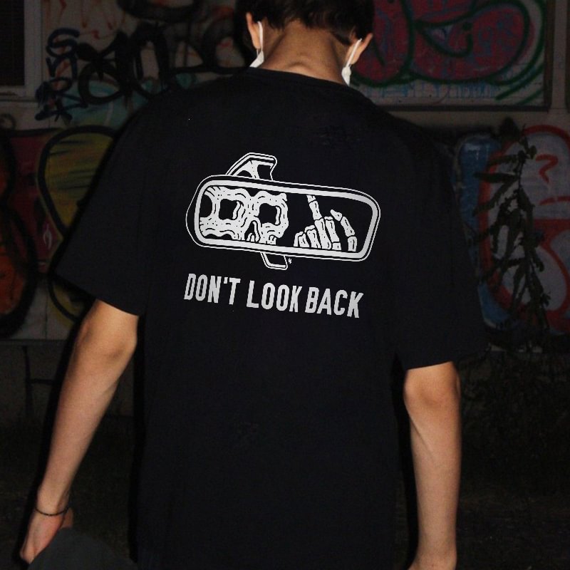 Don't Look Back Casual Black T-shirt - Cloeinc